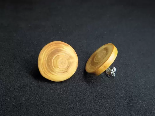 Holzohrstecker schlicht